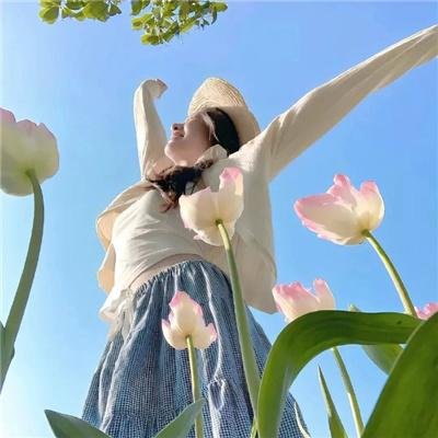 游荡街头